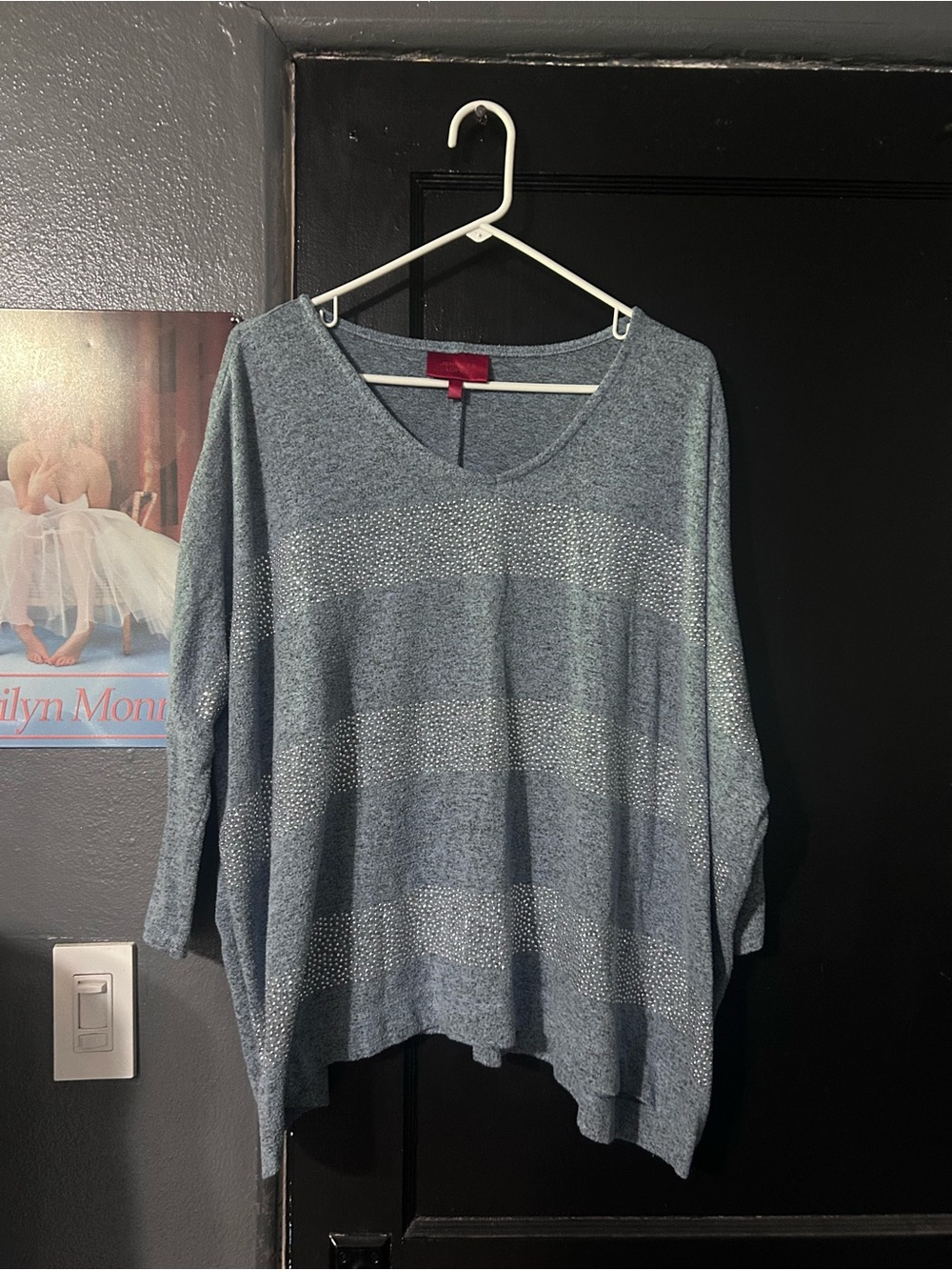 Jennifer Lopez Light Blue Knit Top with V-Neck and Sparkles